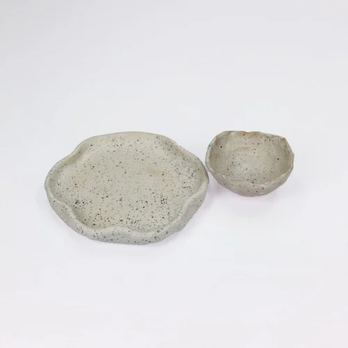 Gliniany talerzyk Piegusek ręcznie lepiony  -  Giftoria - zestawy prezentowe 2