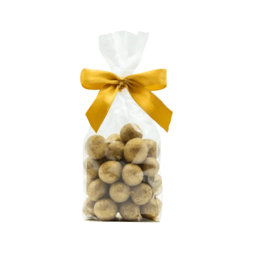 Orzechy laskowe w czekoladzie mlecznej pudrowane złotem jadalnym - Giftoria - zestawy prezentowe Orzechy laskowe w czekoladzie mlecznej pudrowane złotem jadalnym - Giftoria - zestawy prezentowe