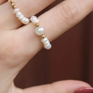 Pierścionek z dużą perłą - Giftoria - zestawy prezentowe Pierścionek z dużą perłą - Giftoria - zestawy prezentowe