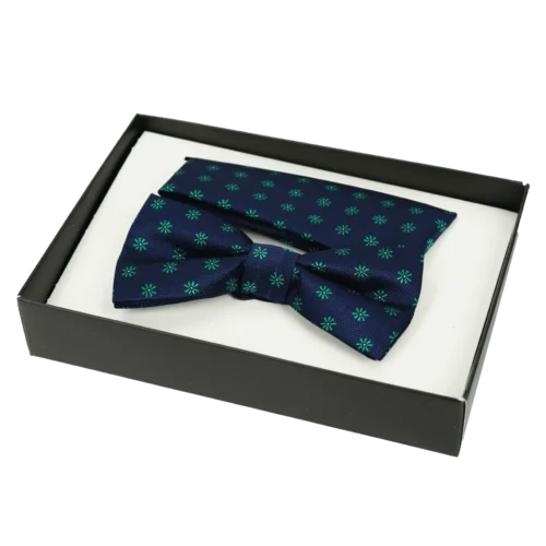 Elegancka męska muszka gładka z wypustką – wzór 5 - Giftoria - zestawy prezentowe Elegancka męska muszka gładka z wypustką – wzór 5 - Giftoria - zestawy prezentowe