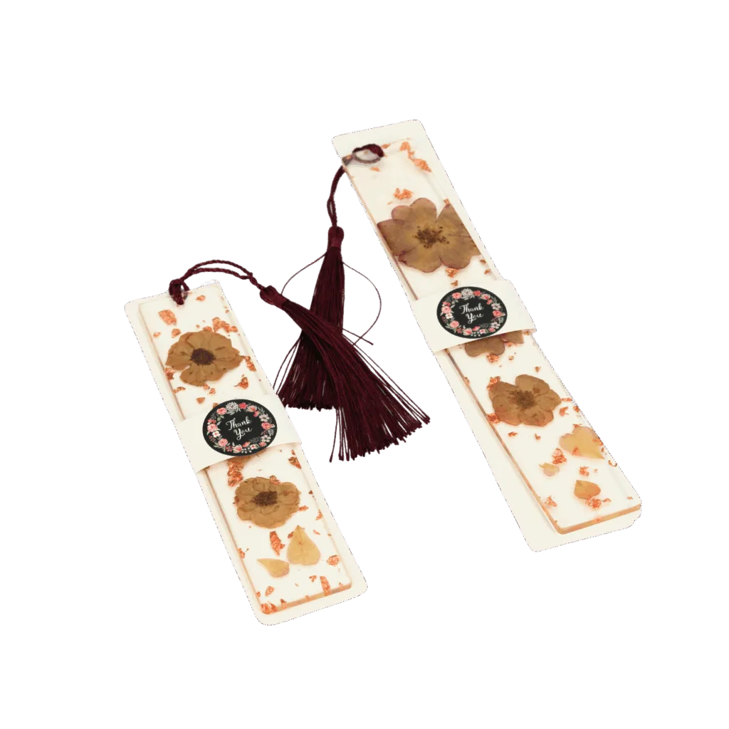 Zakładka do książki z żywicy z suszonymi brązowymi kwiatami – 19 cm  -  Giftoria - zestawy prezentowe