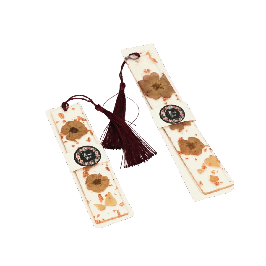 Zakładka do książki z żywicy z suszonymi brązowymi kwiatami – 19 cm  -  Giftoria - zestawy prezentowe