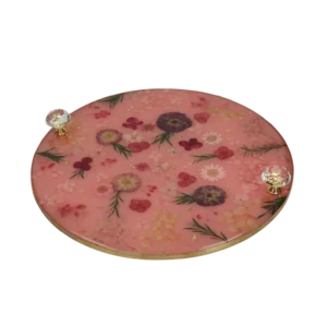 Patera „Kwiatowa Serenada” – ręcznie wykonana z żywicy epoksydowej i suszonych kwiatów - Giftoria - zestawy prezentowe Patera „Kwiatowa Serenada” – ręcznie wykonana z żywicy epoksydowej i suszonych kwiatów - Giftoria - zestawy prezentowe