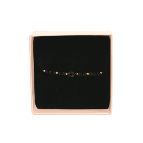 Bransoletka czarna z turmalinem pozłacana - Giftoria - zestawy prezentowe Bransoletka czarna z turmalinem pozłacana - Giftoria - zestawy prezentowe