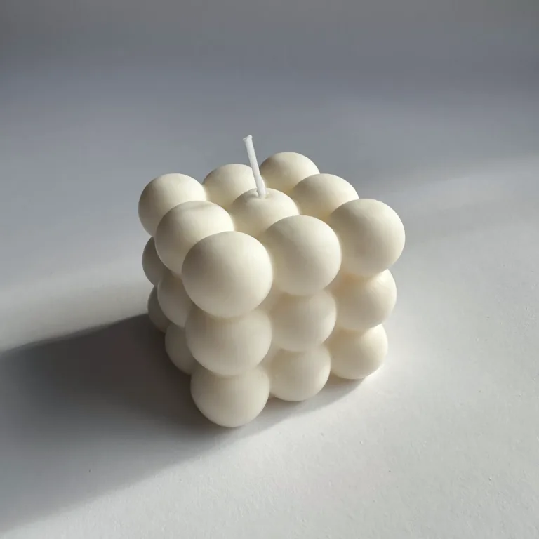 Świeca sojowa duża Bubble – naturalna, ręcznie robiona dekoracja  -  Giftoria - zestawy prezentowe