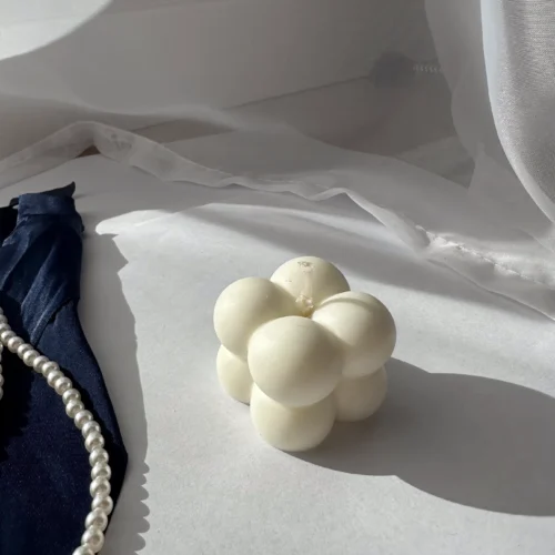 Świeca sojowa mała bubble ręcznie wykonana  -  Giftoria - zestawy prezentowe 2