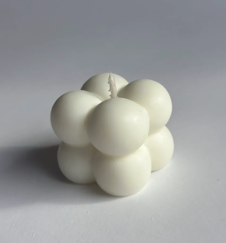 Świeca sojowa mała bubble ręcznie wykonana  -  Giftoria - zestawy prezentowe