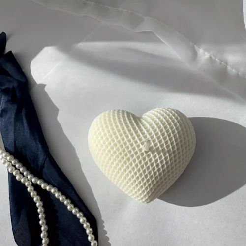 Świeca sojowa Serce ręcznie wykonana  -  Giftoria - zestawy prezentowe 2