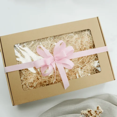 Zestaw Prezentowy Sweet Love – Migdały, Miód i Czekoladki | Prezent dla dziewczyny - Giftoria - zestawy prezentowe 2 Zestaw Prezentowy Sweet Love – Migdały, Miód i Czekoladki | Prezent dla dziewczyny - Giftoria - zestawy prezentowe 2