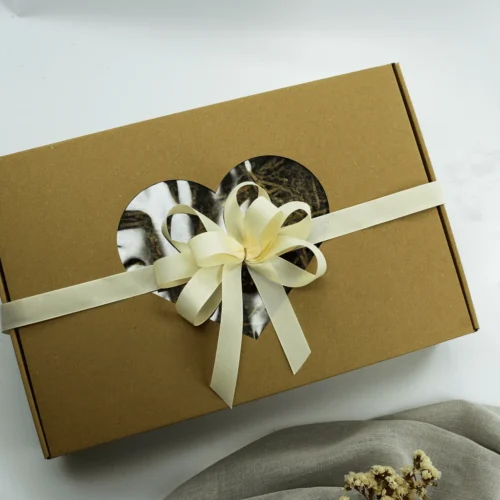 Zestaw Prezentowy „Sushi Celebration” – zestaw sushi handmade  -  Giftoria - zestawy prezentowe 2