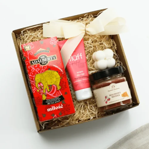 Zestaw Prezentowy Malina – Relaks, Herbata i Słodkości - Giftoria - zestawy prezentowe Zestaw Prezentowy Malina – Relaks, Herbata i Słodkości - Giftoria - zestawy prezentowe