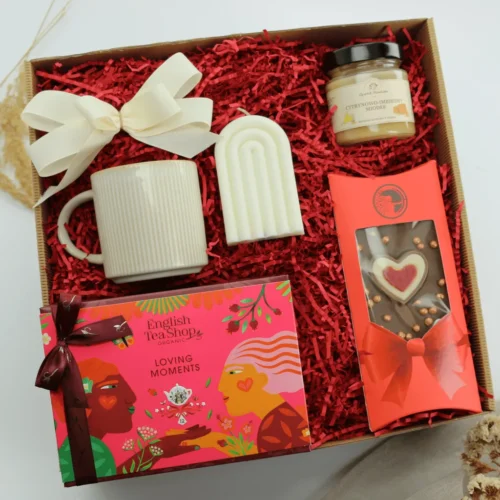 Zestaw Prezentowy „Ciepłe Chwile” – herbata, miód i&nbsp;słodkości  -  Giftoria - zestawy prezentowe