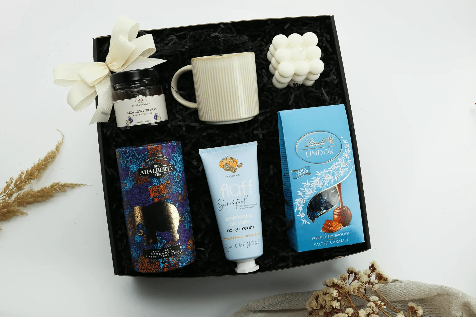 Zestaw Prezentowy „Złoty Smak Przyjemności” – Filiżanka, Herbata, Miód  -  Giftoria - zestawy prezentowe 5