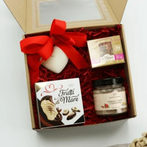 Zestaw Prezentowy „Herbaciane Serce” – słodycz, aromat i&nbsp;blask świecy  -  Giftoria - zestawy prezentowe