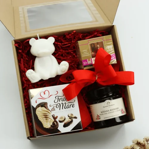 Zestaw Prezentowy „Miś i&nbsp;Róża” – odrobina romantyzmu i&nbsp;słodkich chwil  -  Giftoria - zestawy prezentowe
