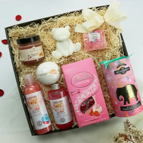 Zestaw Prezentowy „Bloom Essence” – luksusowa pielęgnacja i&nbsp;aromatyczne dodatki  -  Giftoria - zestawy prezentowe