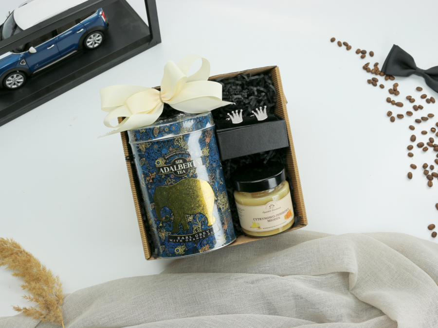 Zestaw Prezentowy „Gentleman’s Choice” – herbata, miód, spinki do mankietów  -  Giftoria - zestawy prezentowe