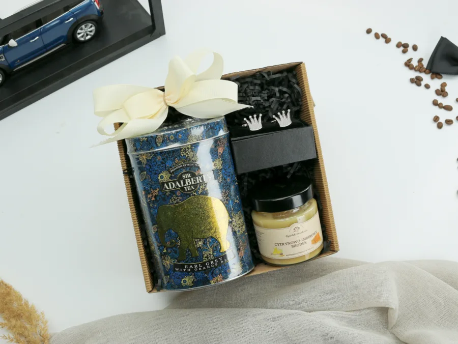 Zestaw Prezentowy „Gentleman’s Choice” – herbata, miód, spinki do mankietów  -  Giftoria - zestawy prezentowe 2