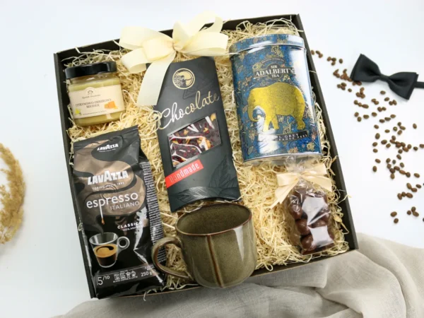 Zestaw prezentowy dla mężczyzny „Aromatyczna Uczta” – kawa, herbata i&nbsp;słodycze  -  Giftoria - zestawy prezentowe
